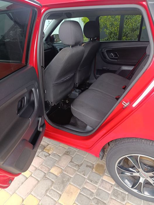 Продам Skoda Fabia 2011