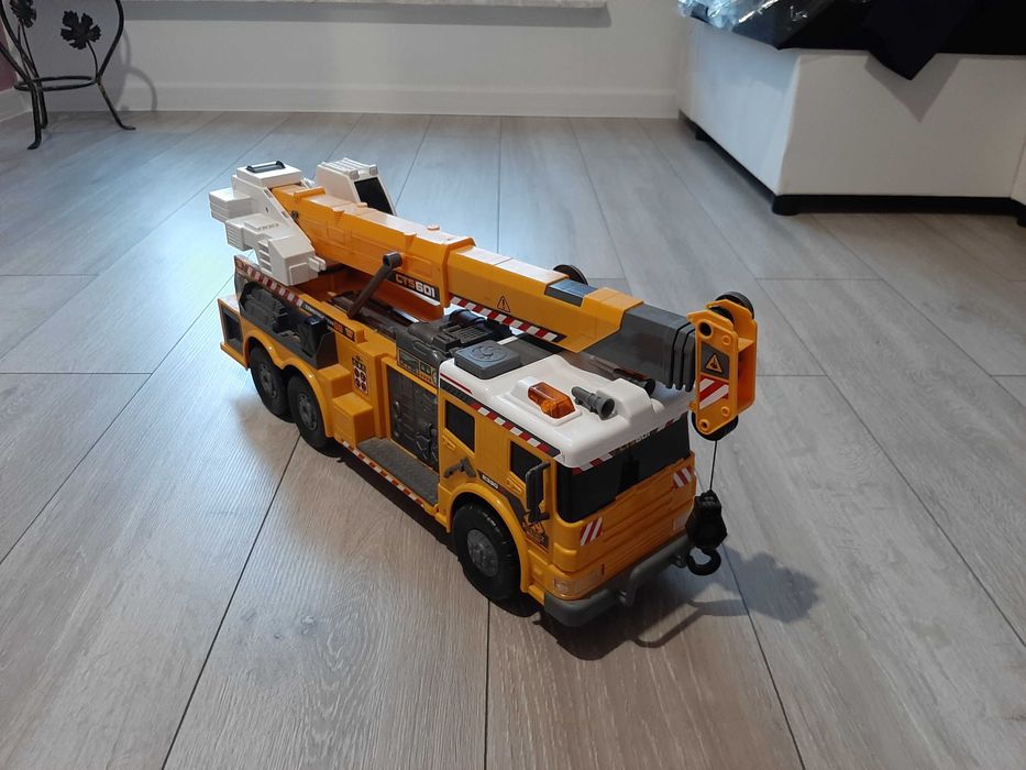 Sprzedam auto zabawkę