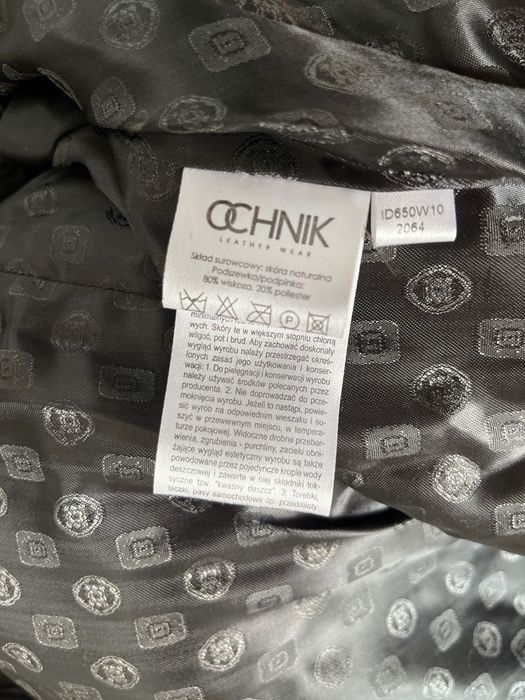 Czarna kurtka skórzana Ochnik