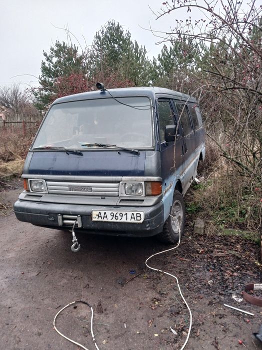 Мазда є2200 по запчастинам