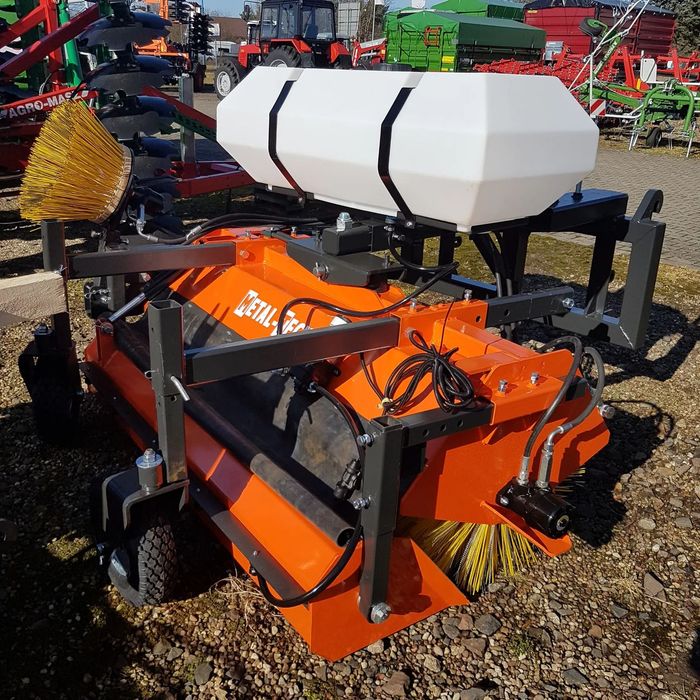 Metal-Technik ZAMIATARKA  ZAMIATARKA -mocowanie tylne lub przednie METAL-TECHNIK 1,6m; 2m; 2,4m