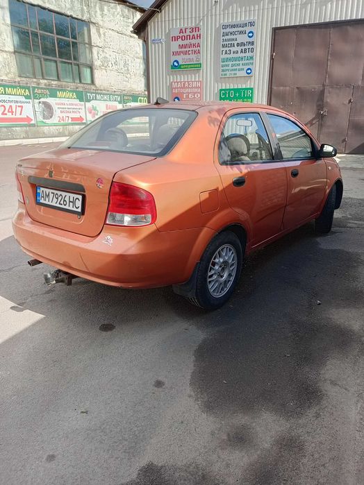 Chevrolet Aveo   .