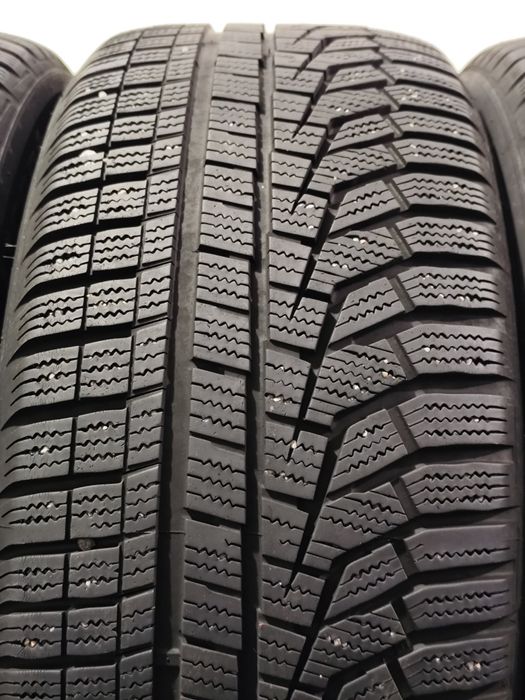 Резина, шины R-16 225/55 99H "Hankook"