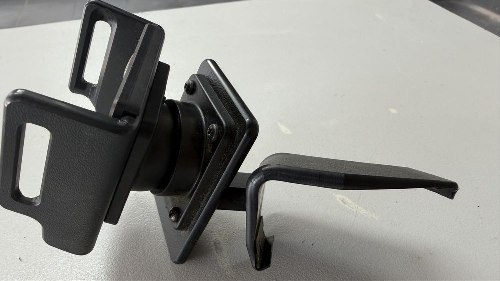 Uchwyt na telefon Brodit do Ford Focus MK3 FL