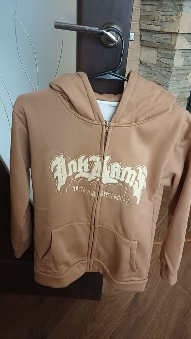 Толстовка з капішоном та ріжками