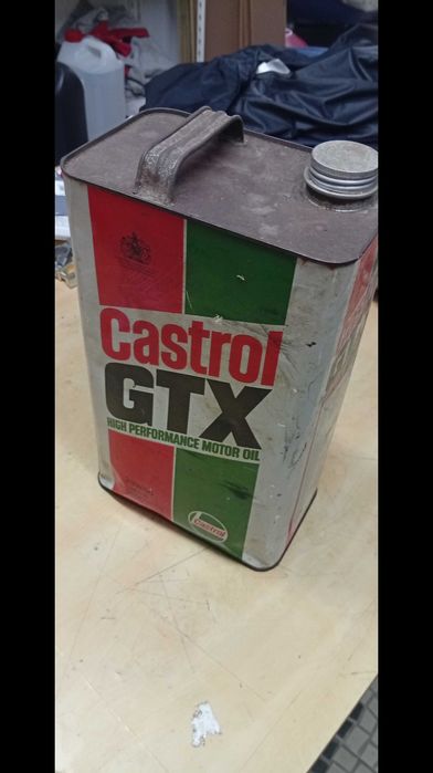 Lata de óleo Castrol GTX