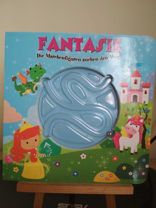 Książeczka z twardymi kartkami z labiryntem - Księżniczka NOWA