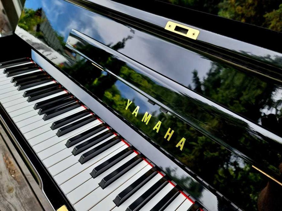Pianino YAMAHA U2 127cm 1975r CZARNY POŁYSK