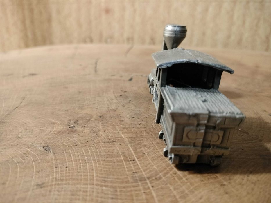 stara cynowa/ołowiana? figurka nr 6