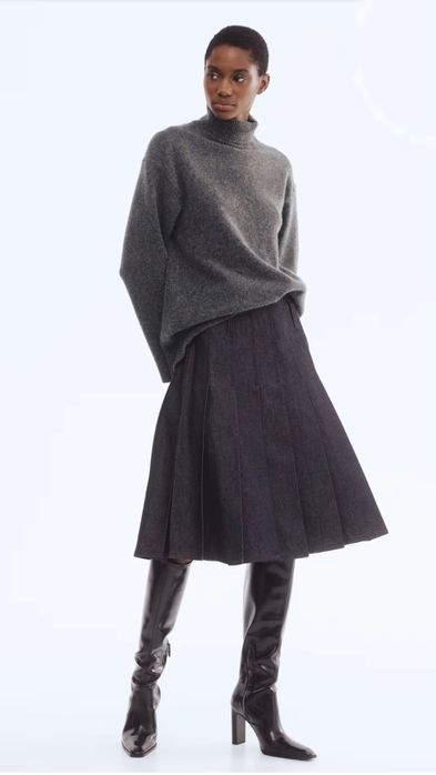 Вільний светр з високим коміром Н&М