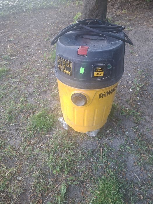 Odkurzacz Dewalt, Karcher NT561