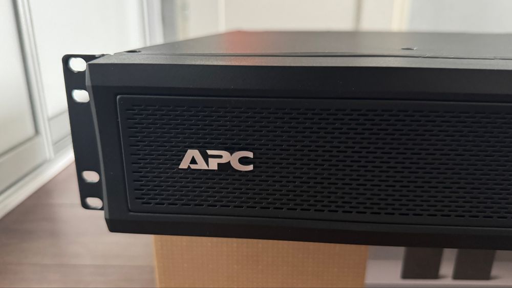 Zasilacz awaryjny UPS APC Smart-UPS X 750VA SMX750I NOWA BATERIA