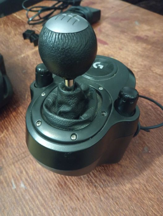 Kierownica Logitech g923 z shifterem