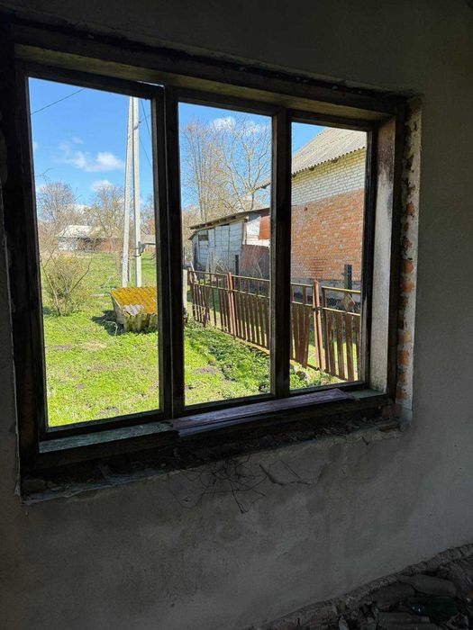 Незавершений будинок та земельна ділянка 37,2 сот., с. Нагірці