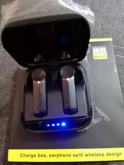 Fones de Ouvido Bluetooth "F2" TWS em preto (Novo), v5,2