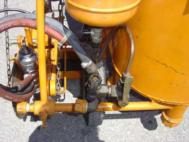 Maquina de Pintar Faixas de Rodagem  Citadina