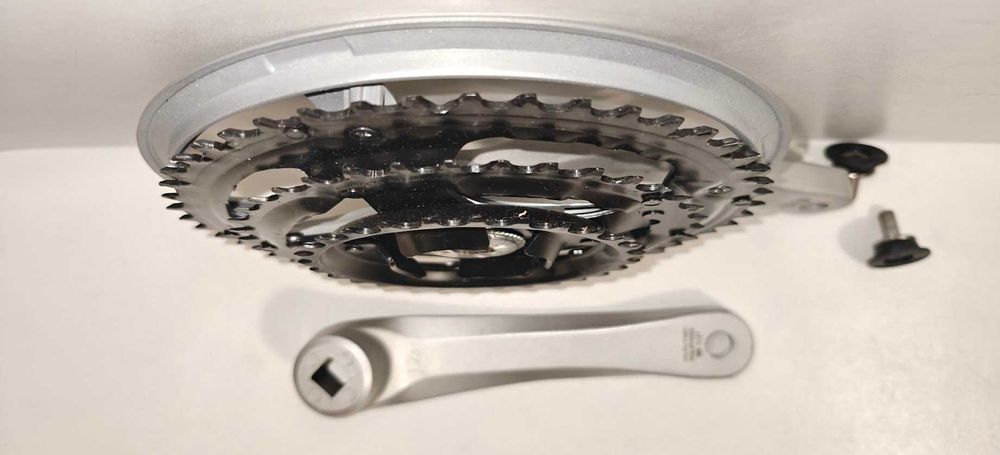 Korba Shimano FC-TY501 175mm 48-38-28T + Śruby | NOWA BOX