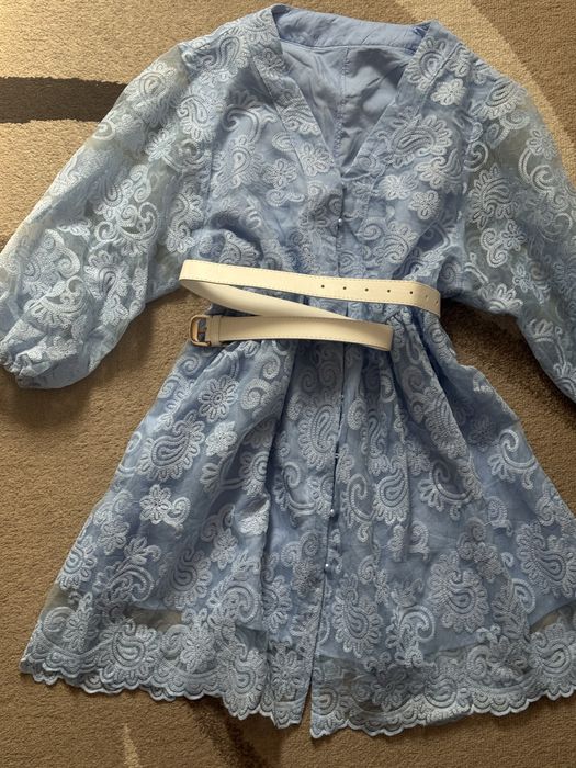 Весняна легка ажурна сукня