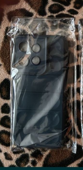 Realme 14 pro 5g, moto edge 50 neo