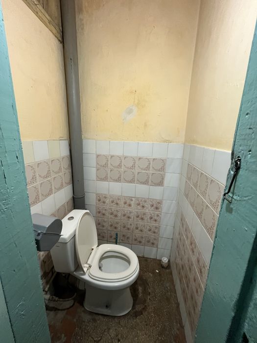 Малосімейка на Браїлках. Ціна з комунальними.