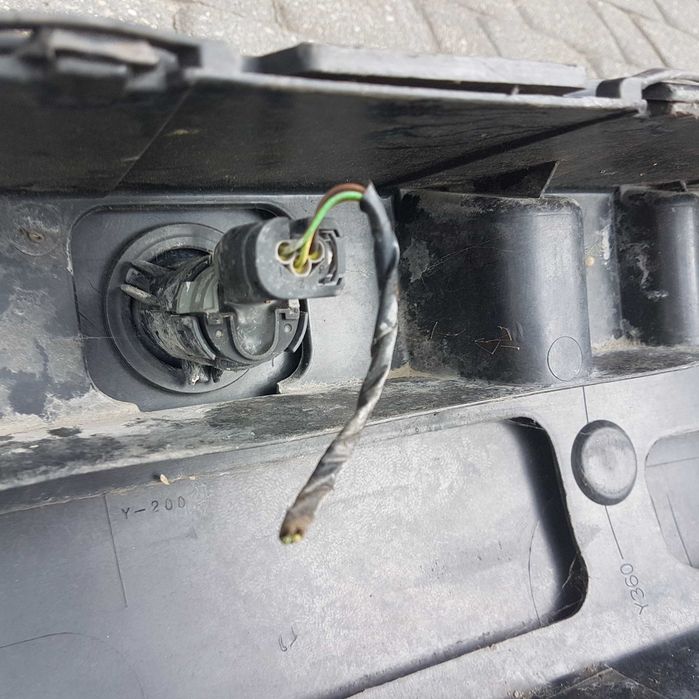Czujni parkowania kostka PDC zaślepka haka  BMW E60 E61 x3 e83