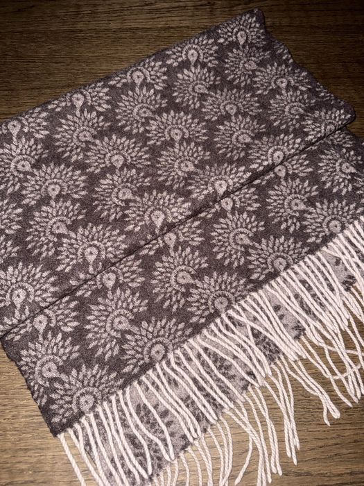 Dea Kudibal Obszerny Wełniany Brązowy Szalik Premium 100% Wełna