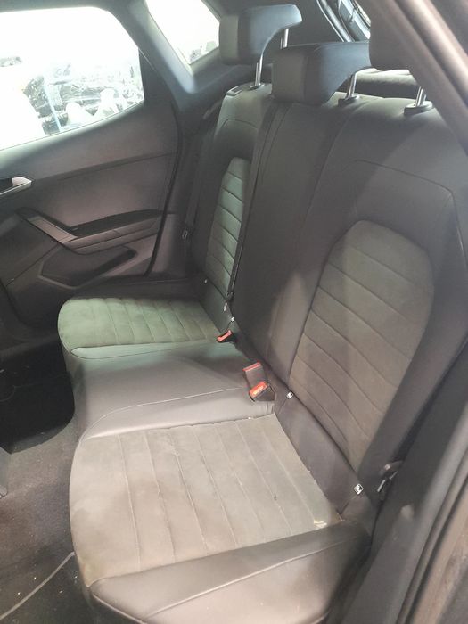 Conjunto de bancos SEAT Arona (KJ7)