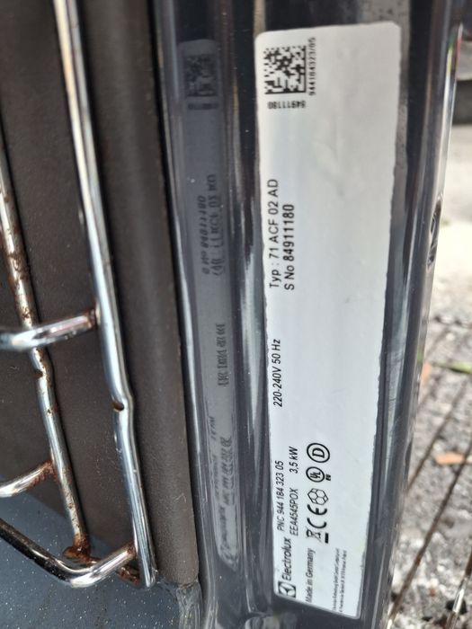 Piekarnik elektryczny Elektrolux