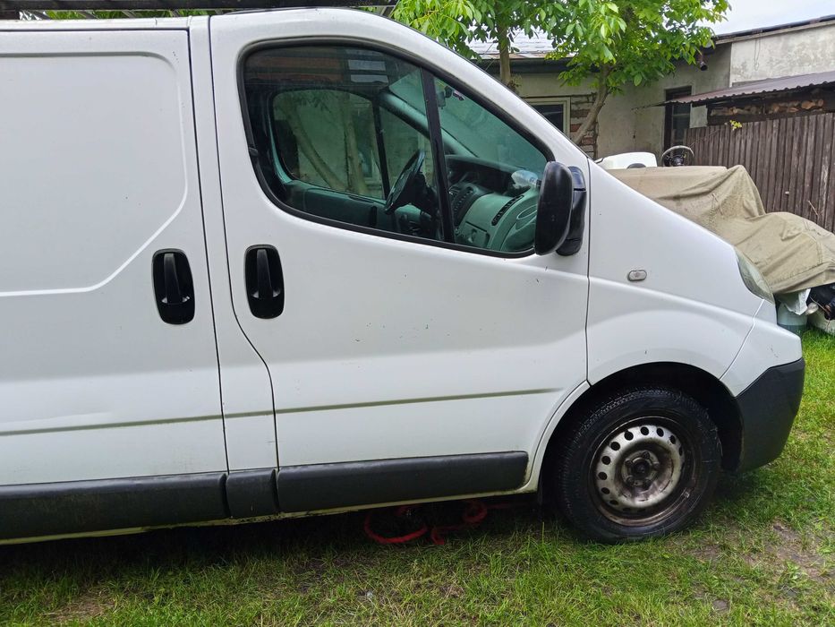 Renault Trafic 2.0dci 2010r