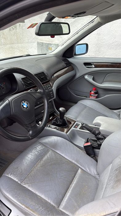 BMW E46 320i 6 cilindros