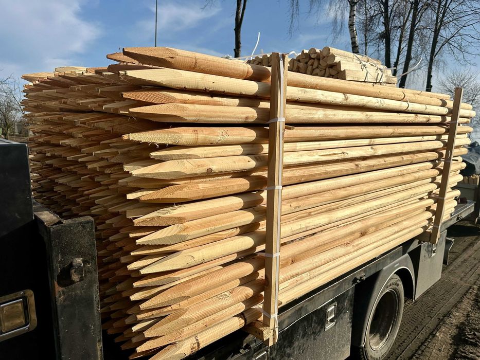 Paliki do nasadzeń drzew 2m / 2,5m - drewniane, ostrzone, toczone