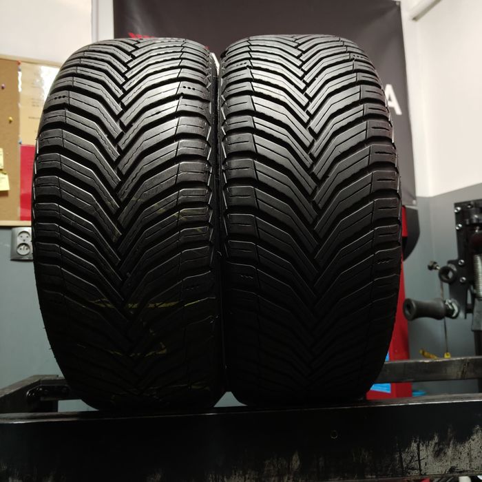 225/40/18 XL Sprzedam parę opon całorocznych Michelin