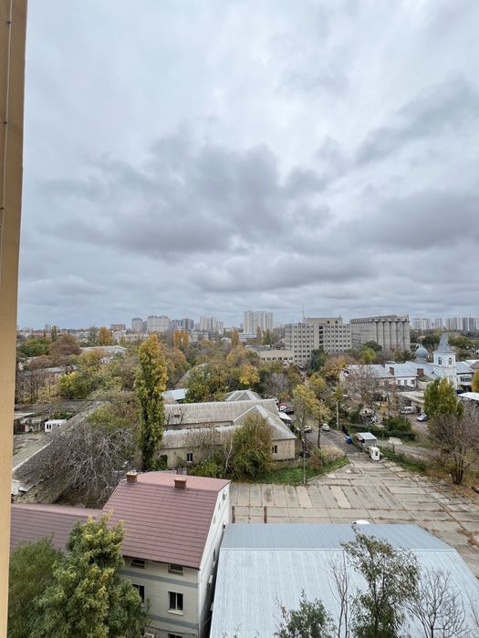 Продам квартиру жк Одесский Дворик