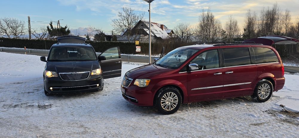 Wynajem busa 7 osobowy Chrysler Town & country