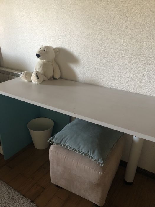 Mesa/secretária ( quarto criança/jovem)