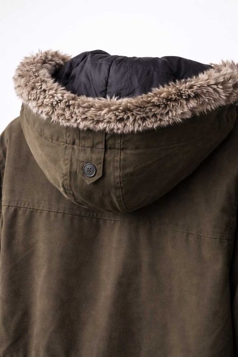 Casaco Parka ZARA Verde Caqui com Capuz e Pêlo – Inverno – M