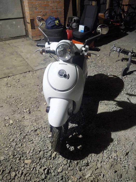 Скутер Honda Metropolitan NCW50 1000 км.