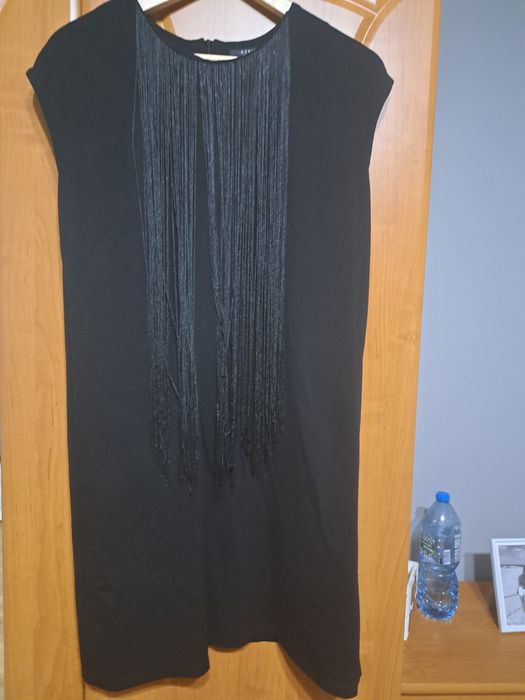 Sukienka czarna bez rękawów