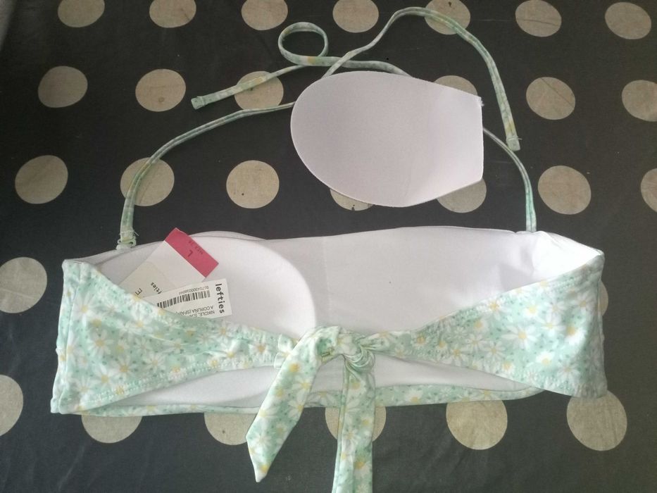 Bikinis e peças novos