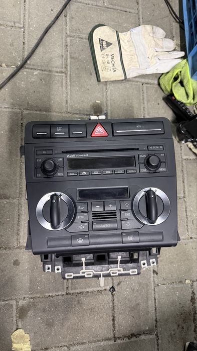 Koszyk 1 din radio climatronic