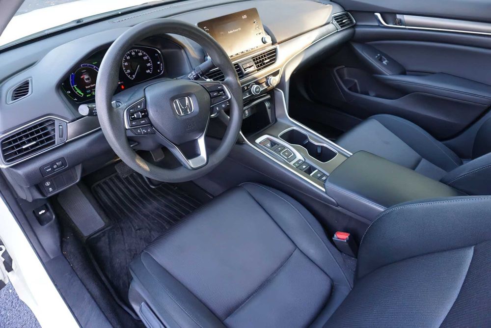 Honda Accord Hybrid      2019