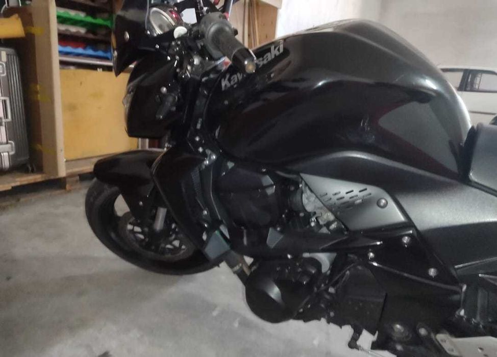 Mota Kawasaki Z750