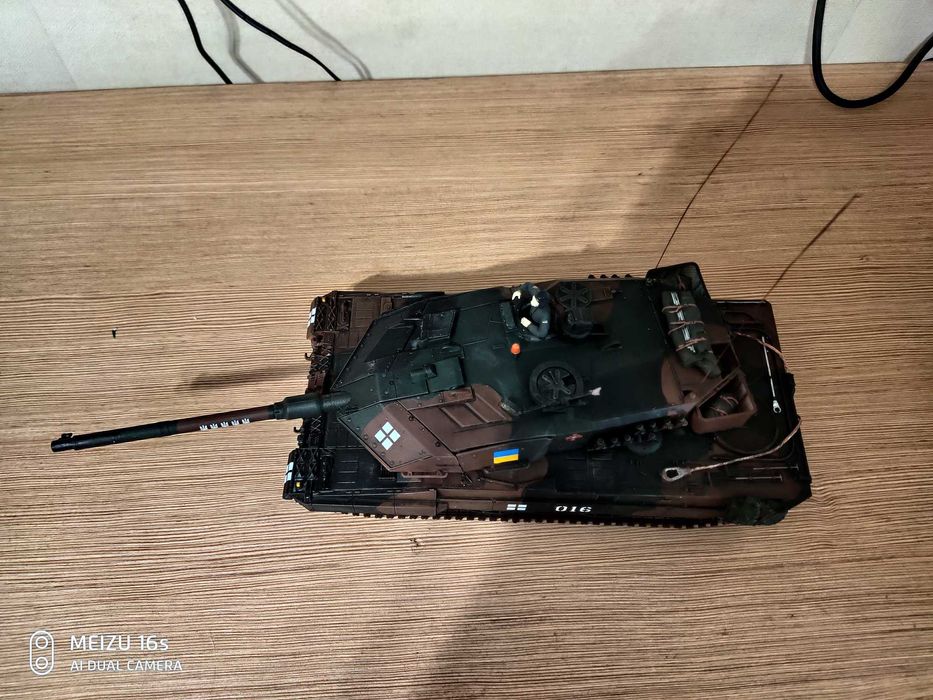 Модель  танку  "Леопард"ЗСУ 1/35 готова