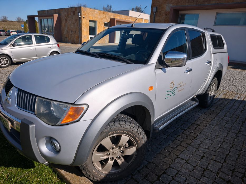 Mitsubishi Strakar