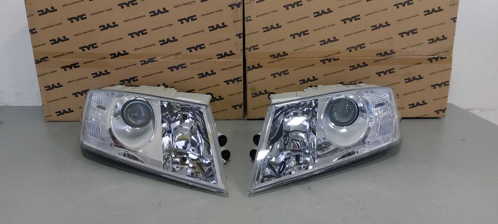 Фари лінзовані SKODA OCTAVIA A5 04 - 12 Дорестайл