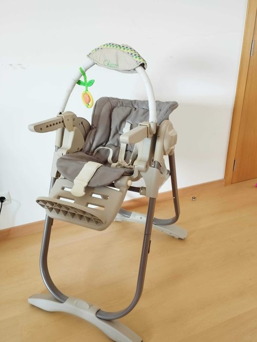 Cadeira refeição Chicco Polly Magic 3 em 1