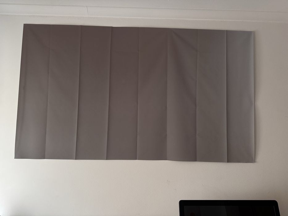 Mini projetor 4k + tela de projeção