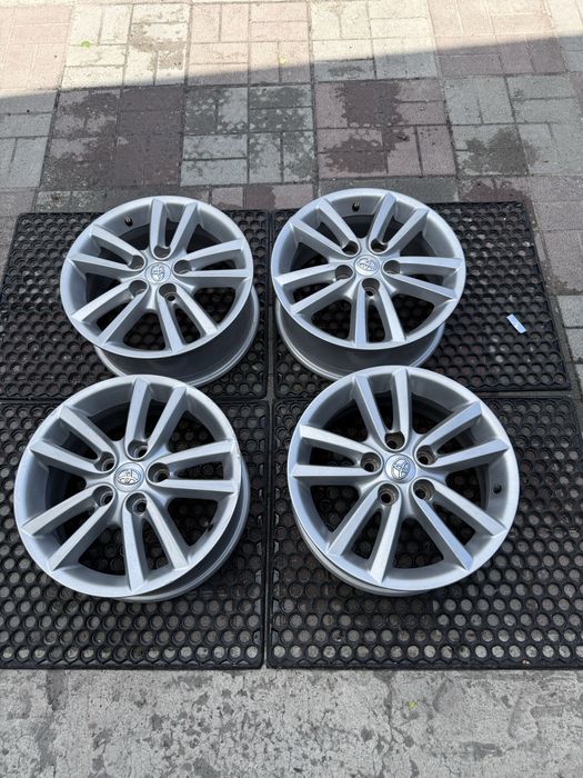 Ном 160 152 Диски оригінал Toyota camry corolla avensis auris rav4 5 114,3 r16
