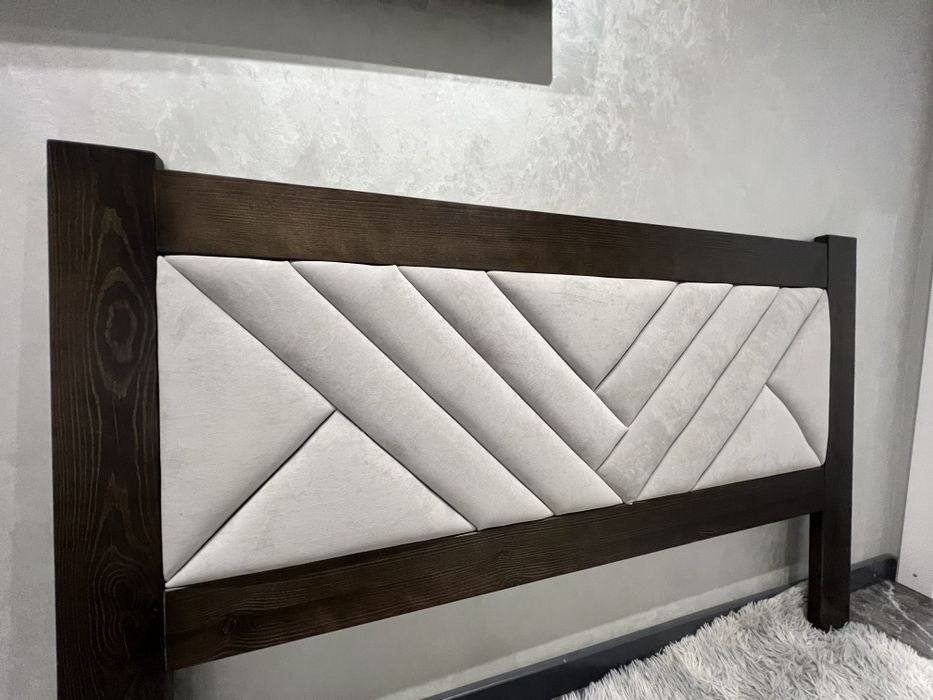 Ліжко деревянне з м'яким ізголів'ям 1.6*2.