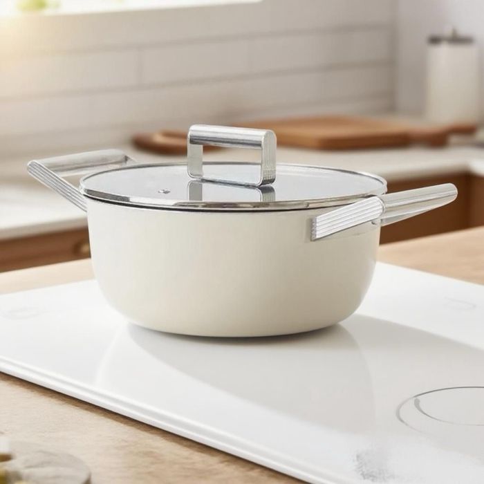 Smeg каструля 24 см кремова ckfc2411crm csf2412crm смег